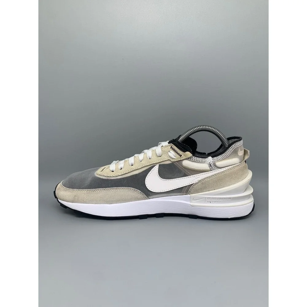 Nike Waffle One Summit White Black Shoes DC2533-102‎ Women's Sz 10.5